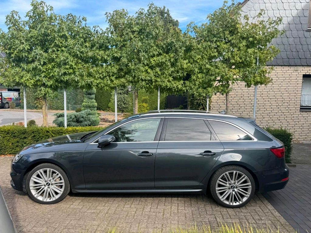 Image of Audi A4