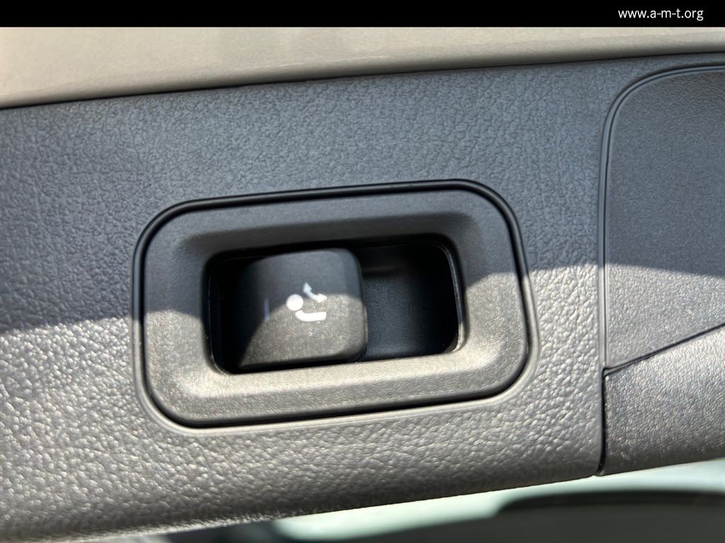MERCEDES-BENZ EQB 350 4M AMG Prem.*AHK*Pano*FAP*Distronic*360°