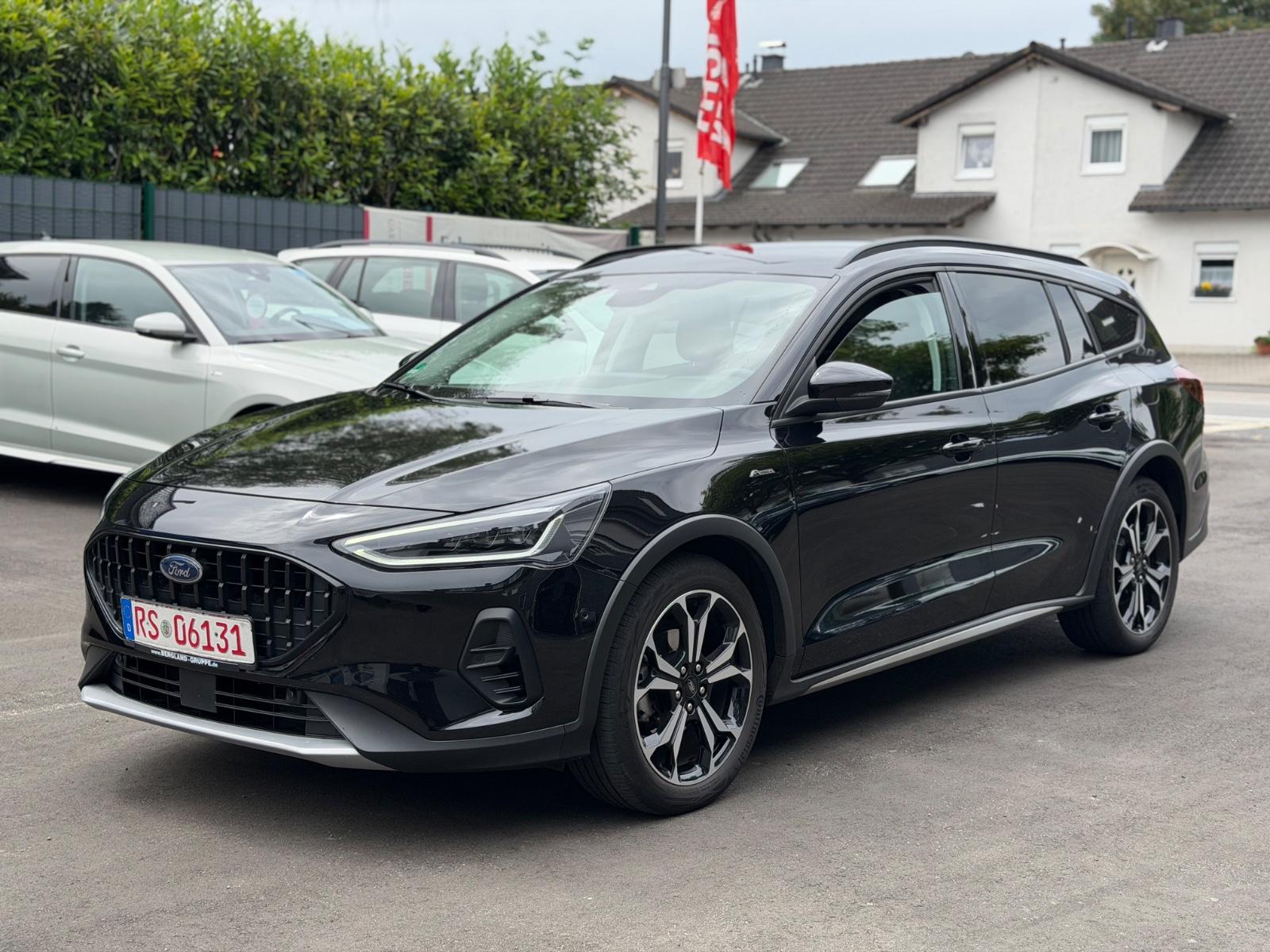 Ford Focus Turnier Active X/AHK/NAVI/CARPLAY/PANORAMA