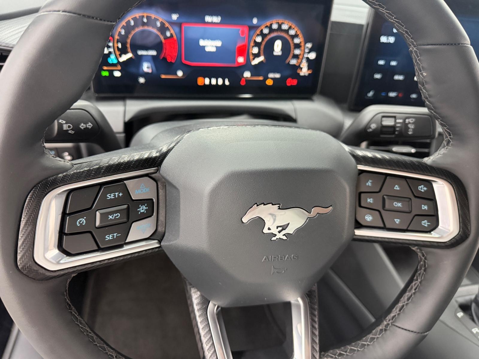 Ford Mustang 2.3 Eco/NUR-800Km/MyColour/Shz/Trackpack