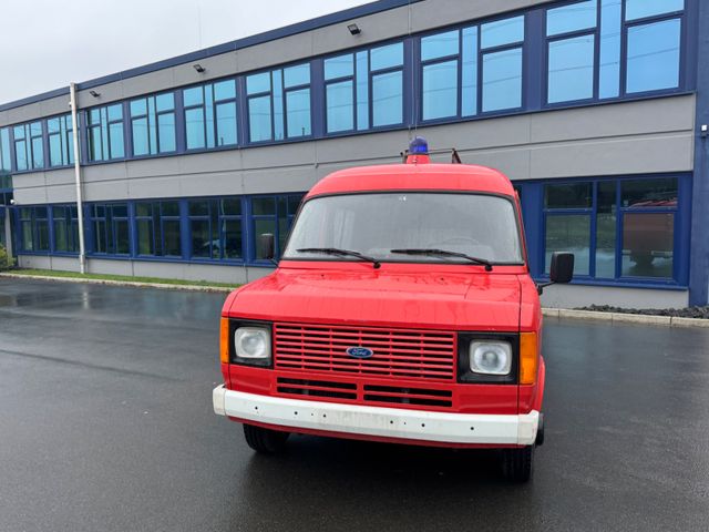 Ford Kasten Feuerwehr-Ausbau/Schlauchwagen