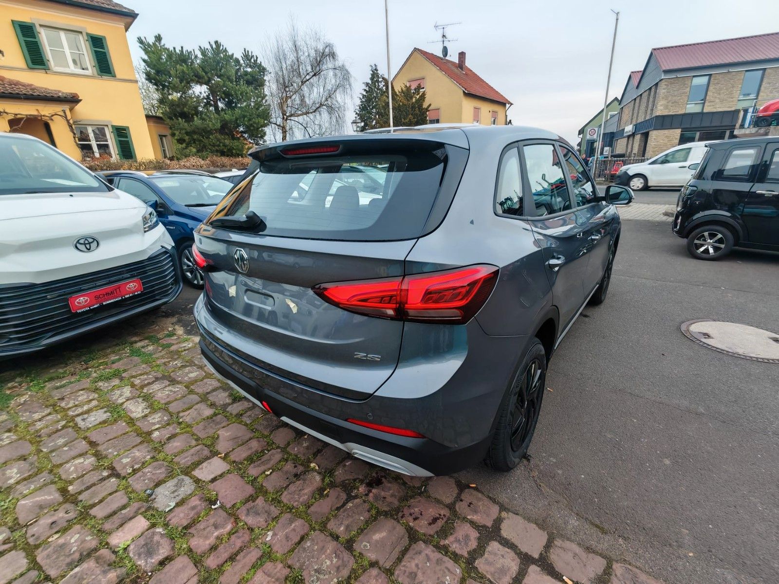 MG ZS