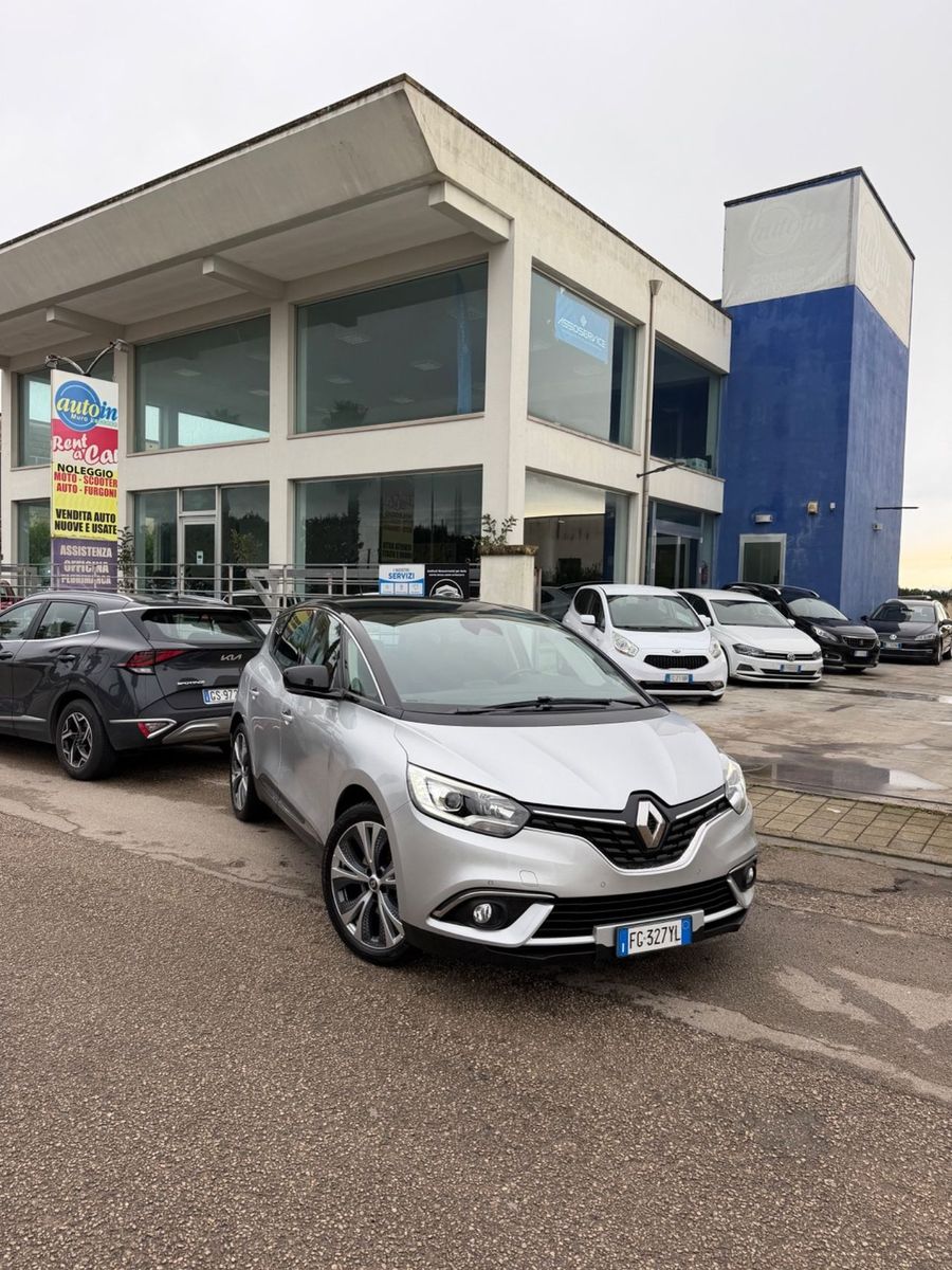 RENAULT ANDERE