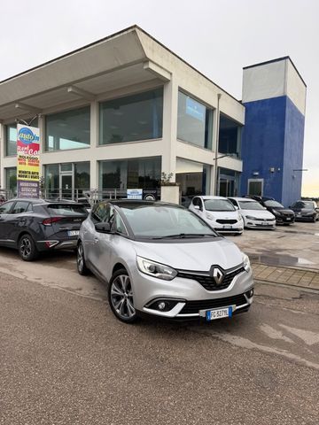 RENAULT ANDERE