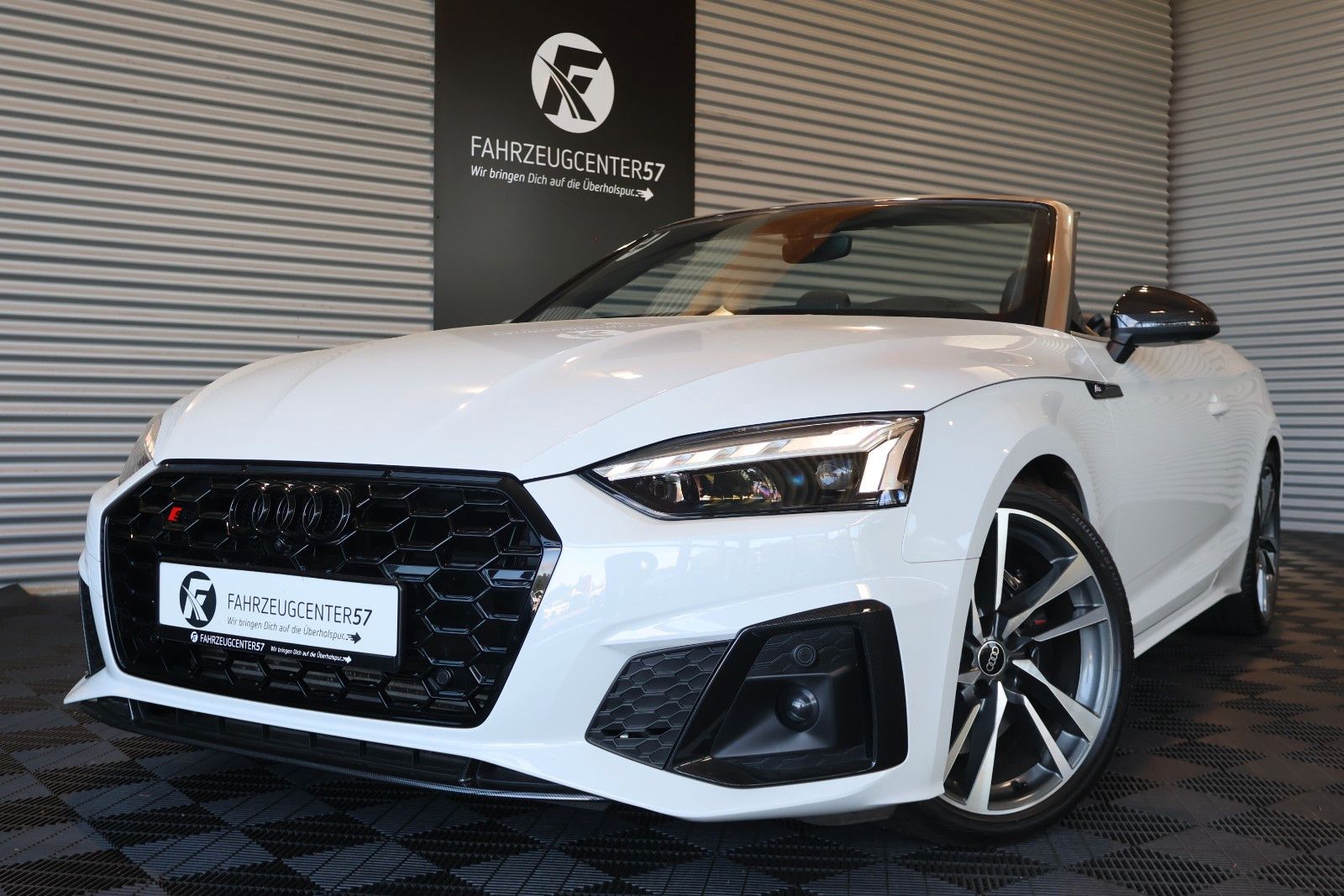Audi Audi S5 TFSI QUATTRO CABRIO/ACC/360°/MASSAGE/CARPL