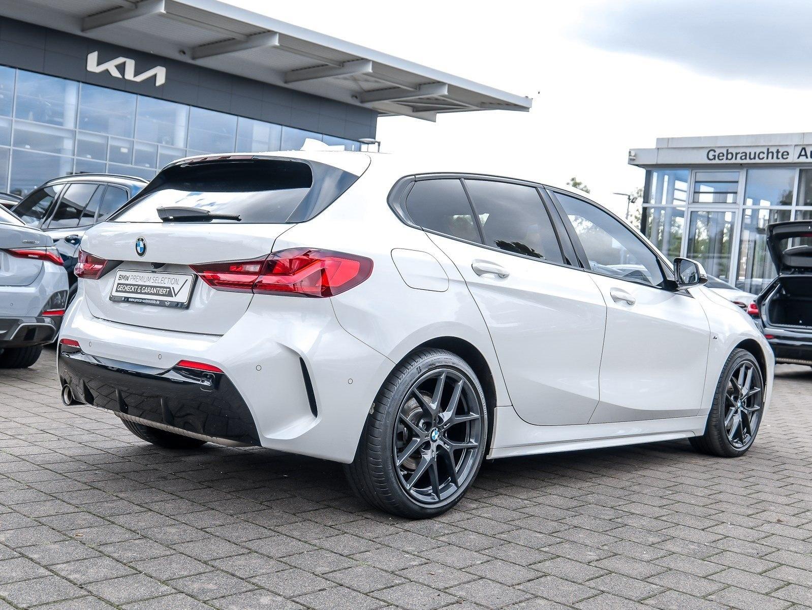BMW 118i M Sport PANO RFK NAVI LED Sound Syst. DAB