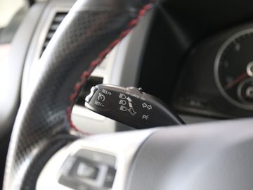 Volkswagen T5 Multivan 2.0TDI 103KW DSG NAVI STANDHZG SIDE