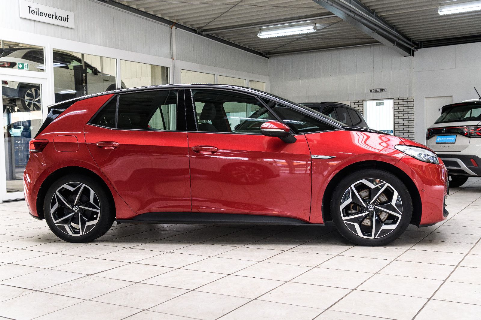 Fahrzeugabbildung Volkswagen ID.3 Pro LED+NAVI+KEYLESS+360°KAM+TRAVEL+62 kW/h