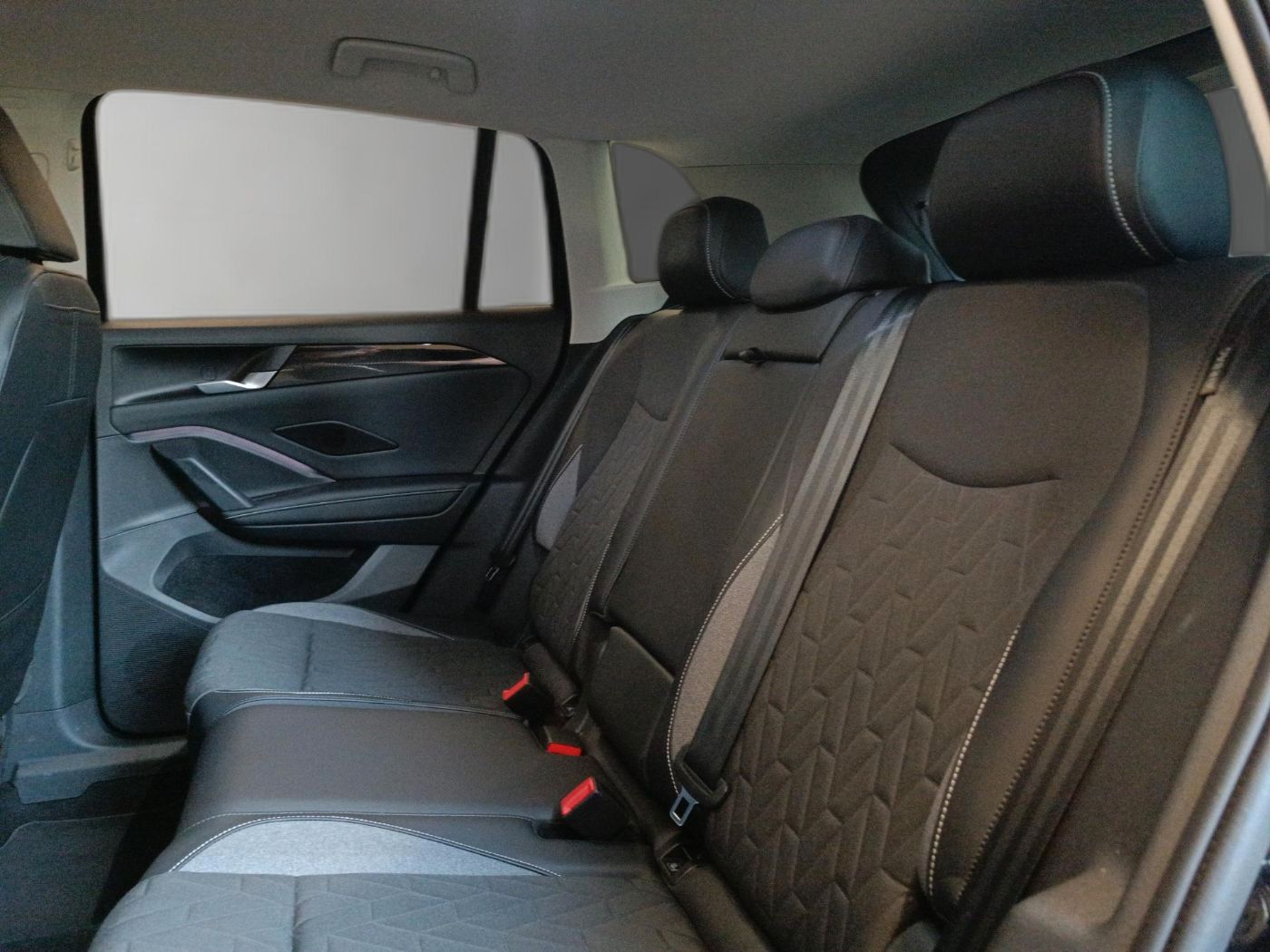 Volkswagen Tiguan - Bild 19