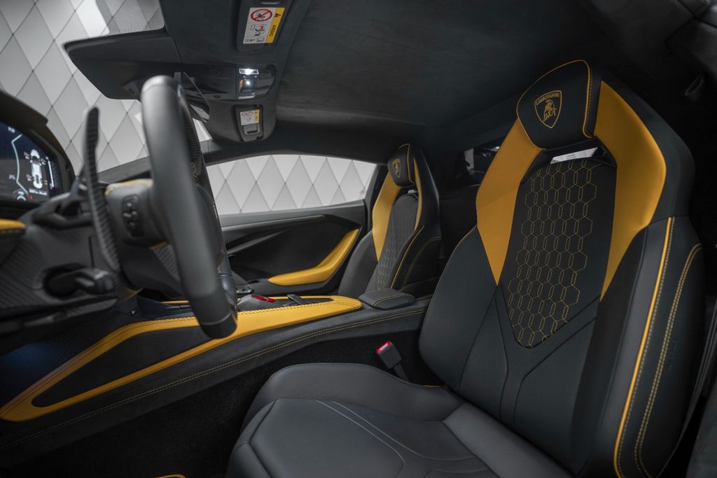 Revuelto 2026 MANSORY - Bild 20