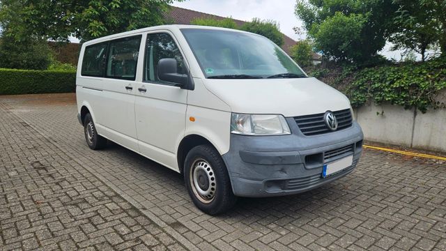 Volkswagen T5 Transporter Kombi lang/8-Sitzer/AHK/Klima