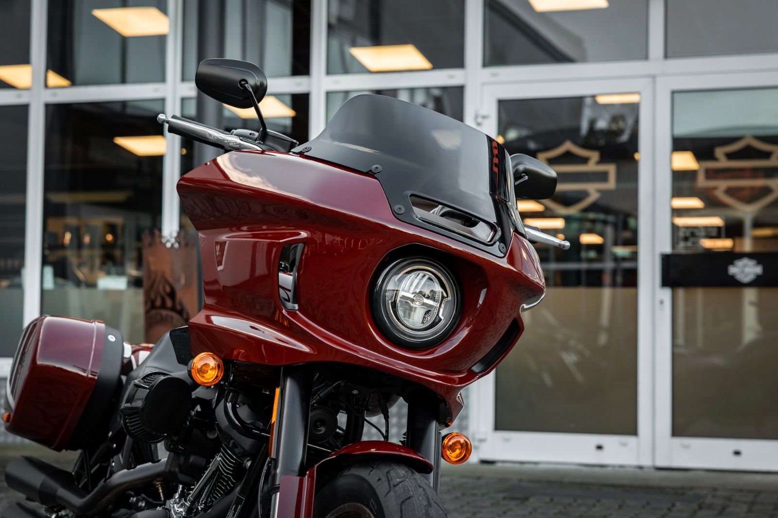 Fahrzeugabbildung Harley-Davidson FXLRST LOW RIDER ST 117 -SOFORT VERFÜGBAR