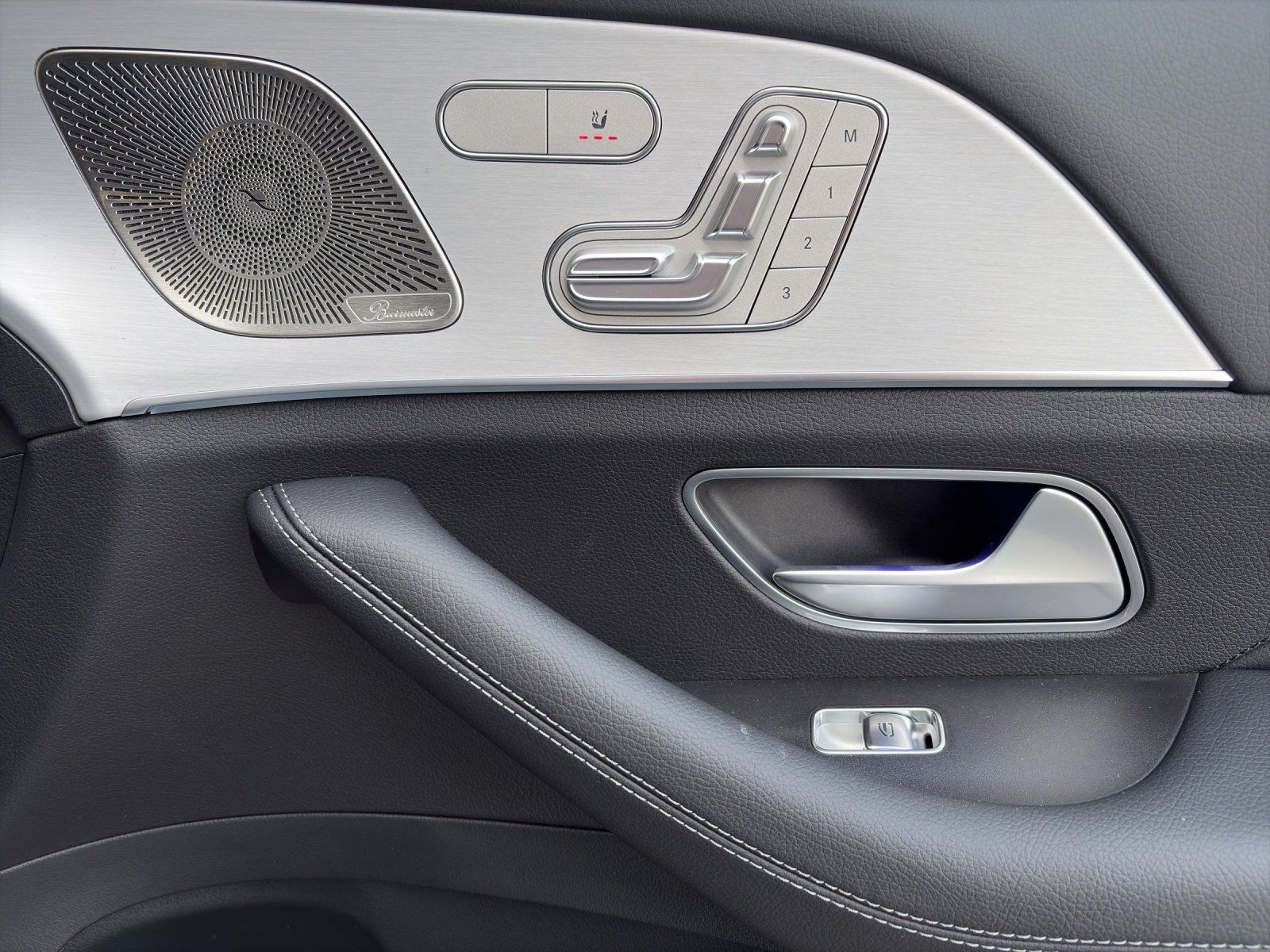 Fahrzeugabbildung Mercedes-Benz GLE 400 e 4M Coupé AMG AHK BURMESTER 360°