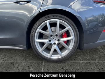 Porsche Panamera - 8