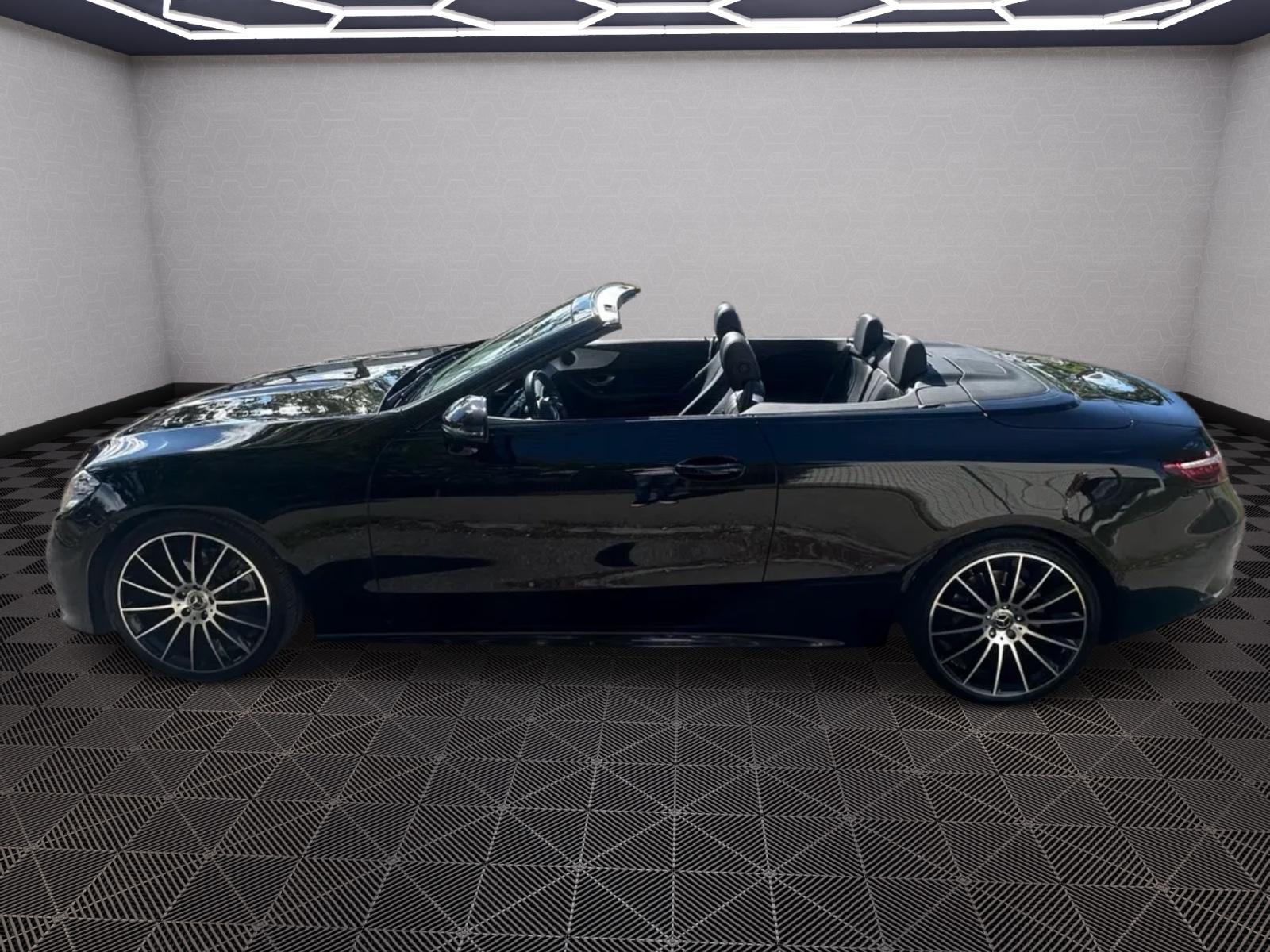 Mercedes-Benz E 220d Cabrio /AMG E53 Look/Garantie/Scheckheft/