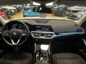 BMW 320 - 10