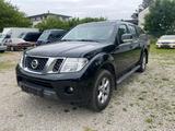 Nissan Navara 2.5 dCi*Doppel-Cab*4x4*Automatik*Euro5* - Nissan Navara Gebrauchtwagen in München