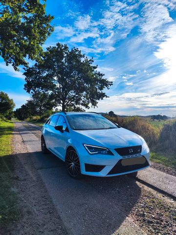 SEAT Leon 2.0 TSI Start&amp;Stop ST CUPRA 290 DSG CUP...