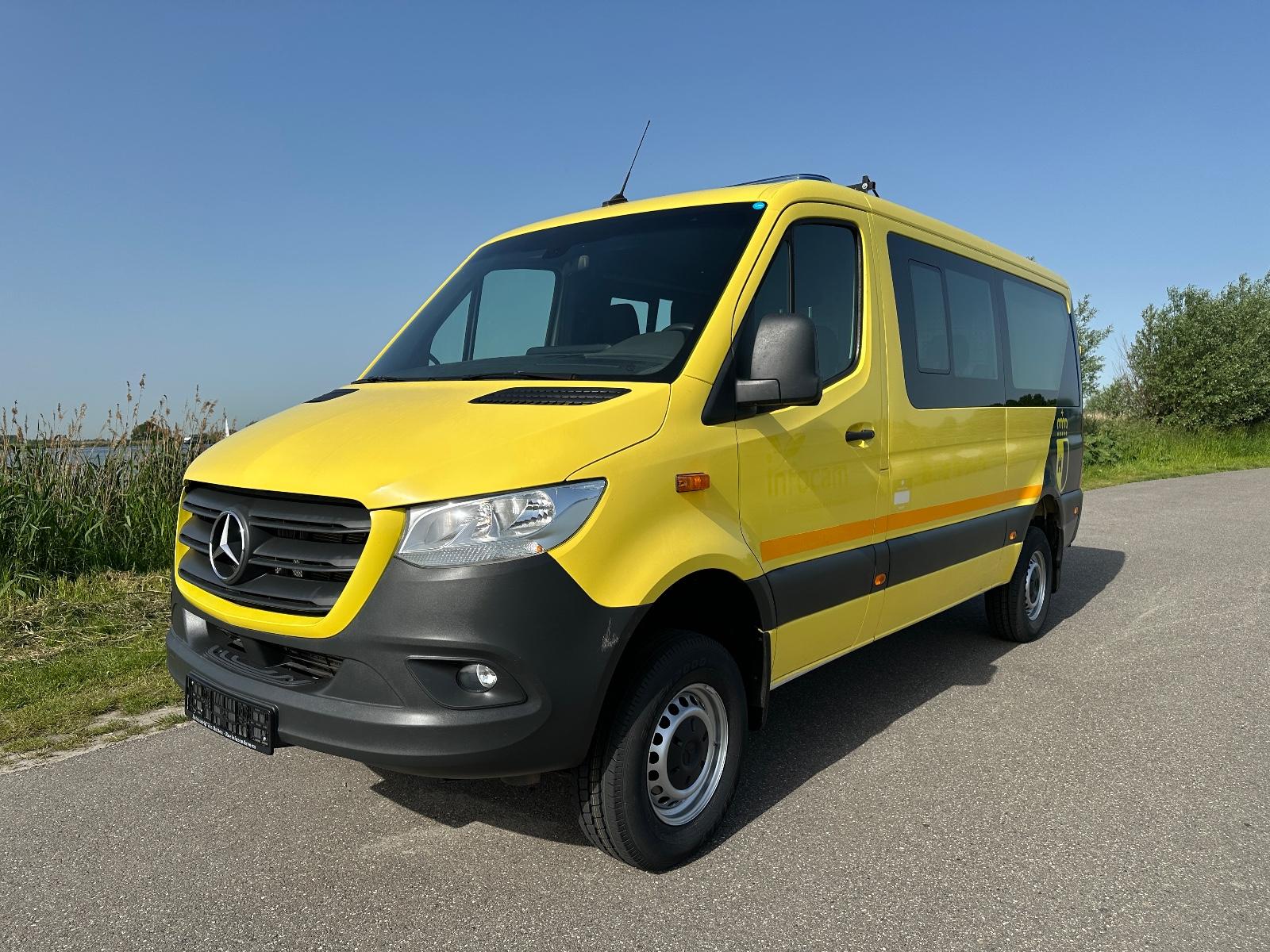 Mercedes-Benz Sprinter Tourer 319 V6 4x4 ZG3 ALLRAD Net€39.950
