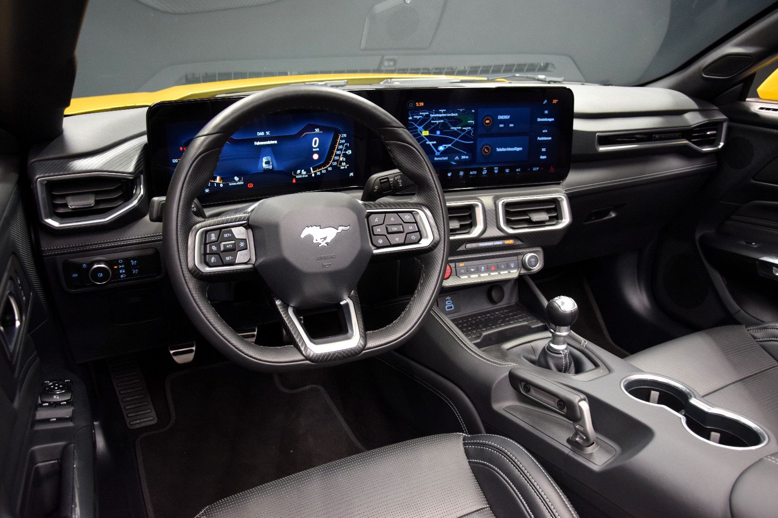 Fahrzeugabbildung Ford Mustang GT Convertible 5.0 Ti-VCT V8 328 DEUTSCH