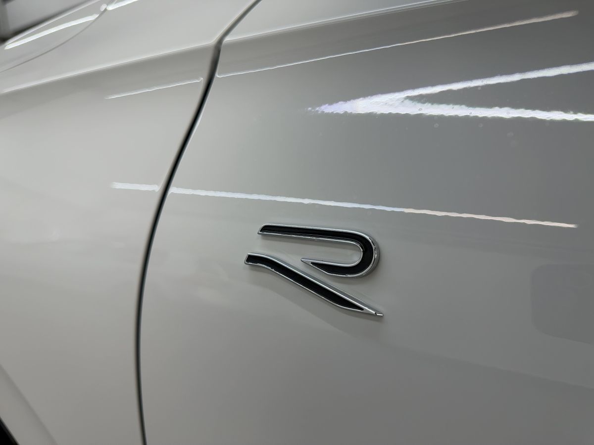 Volkswagen Tiguan - Bild 17