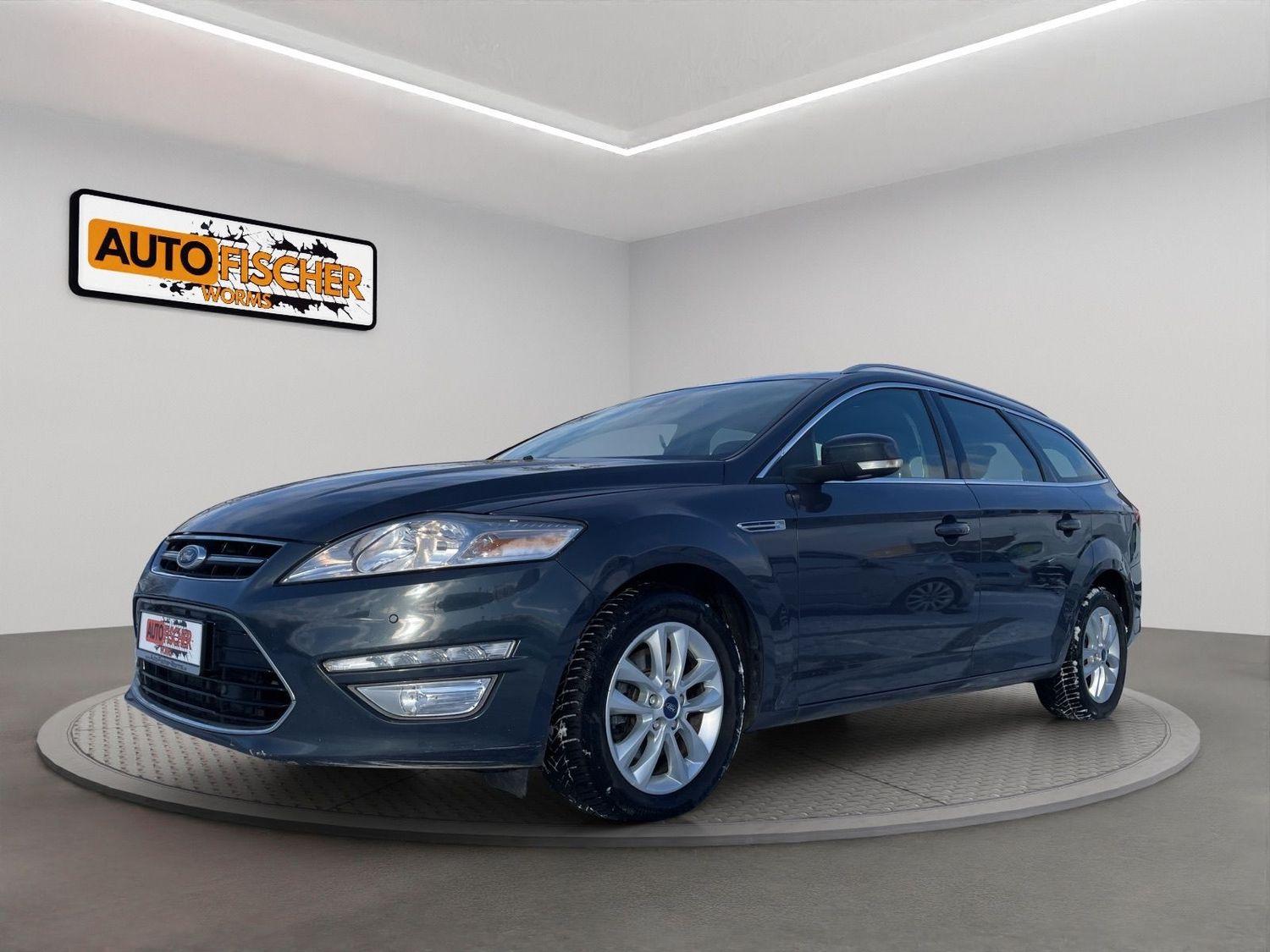 Ford Mondeo 2013 — салон