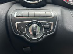 Fahrzeugabbildung Mercedes-Benz C 220d T 4Matic Autom. Night LED Comand Kamera