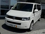 Volkswagen T5 Multivan 2.0 TDI LED Navi AHK Lang - Volkswagen T5 Multivan: Lang