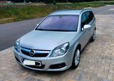 Opel Vectra Caravan 3.0 V6 CDTI Sport Automatik Sport - Opel Vectra mit Diesel-Antrieb: Automatik