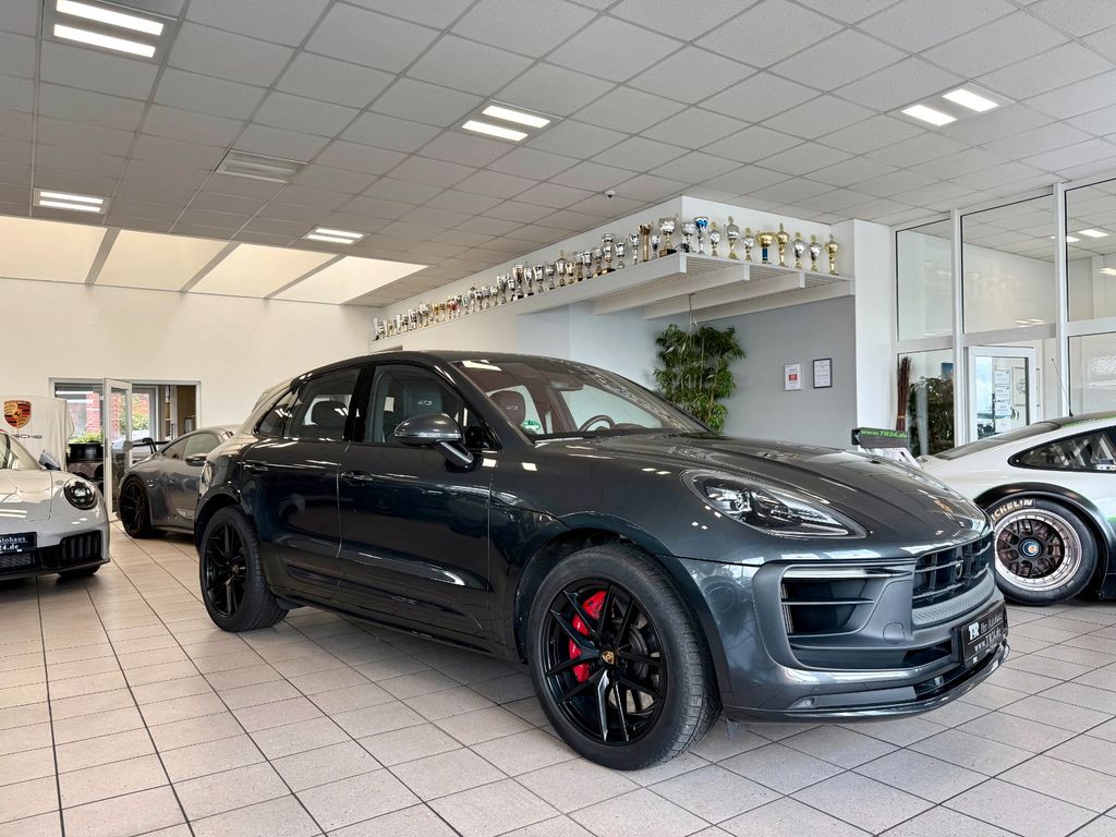 Image of Porsche Macan