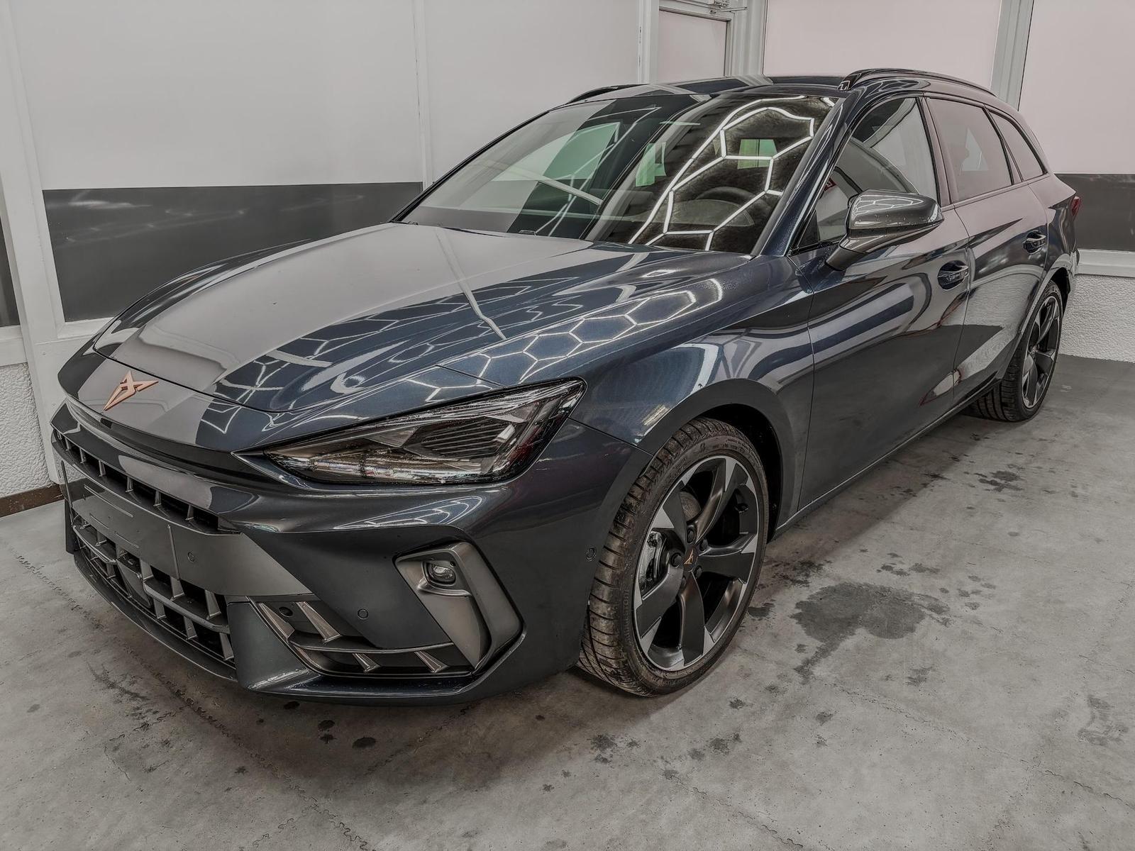 Cupra Leon Sportstourer 1.5 eTSI DSG AHK INTELLIGEN...