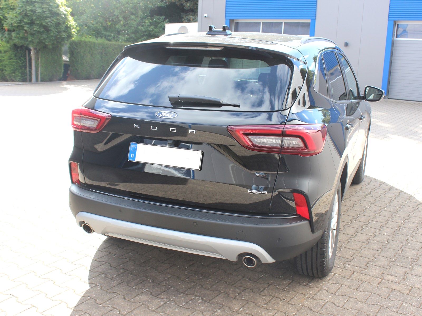 Fahrzeugabbildung Ford Kuga Hybrid Titanium
