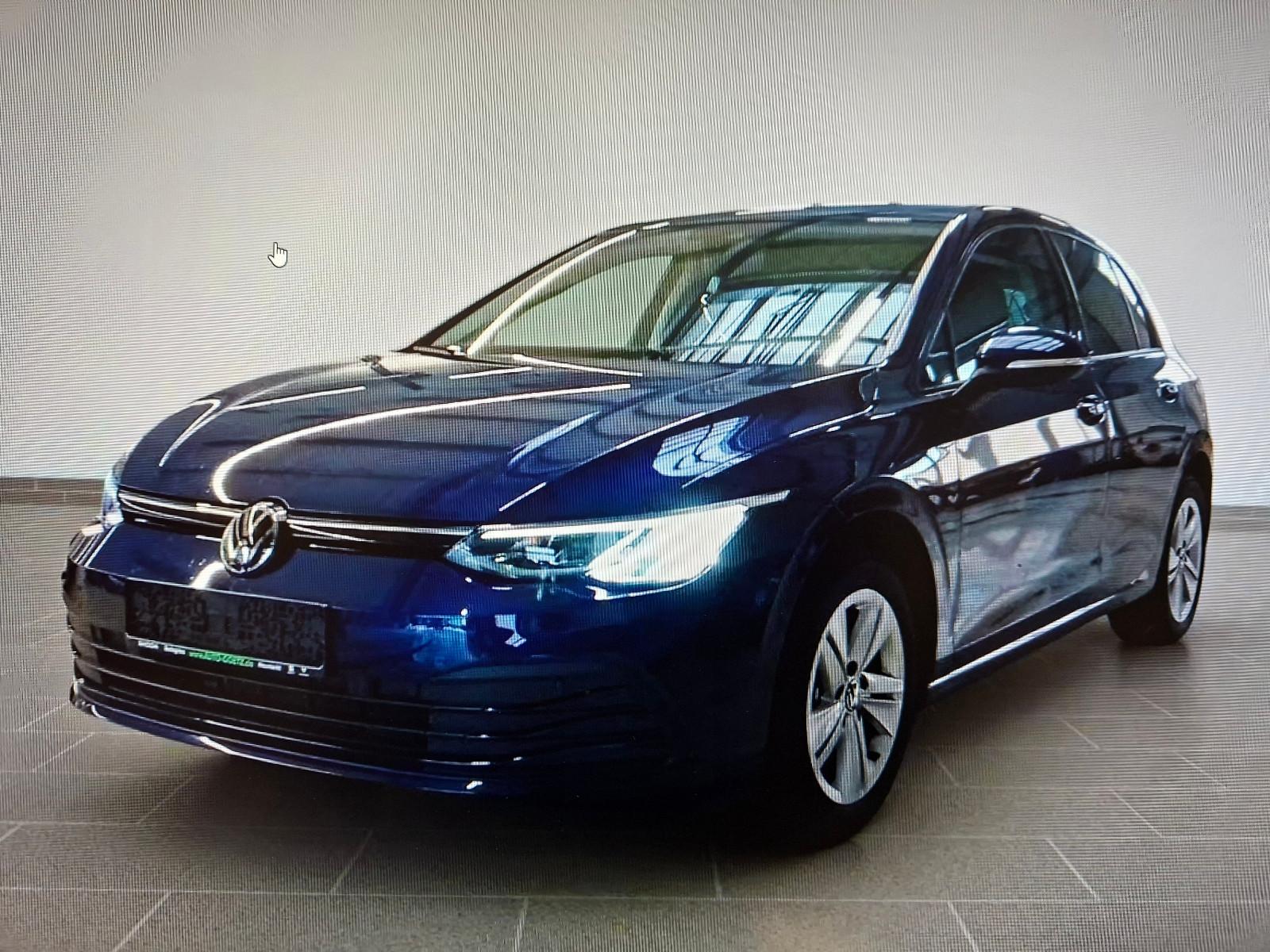 Volkswagen Golf VIII Lim. Life DSG