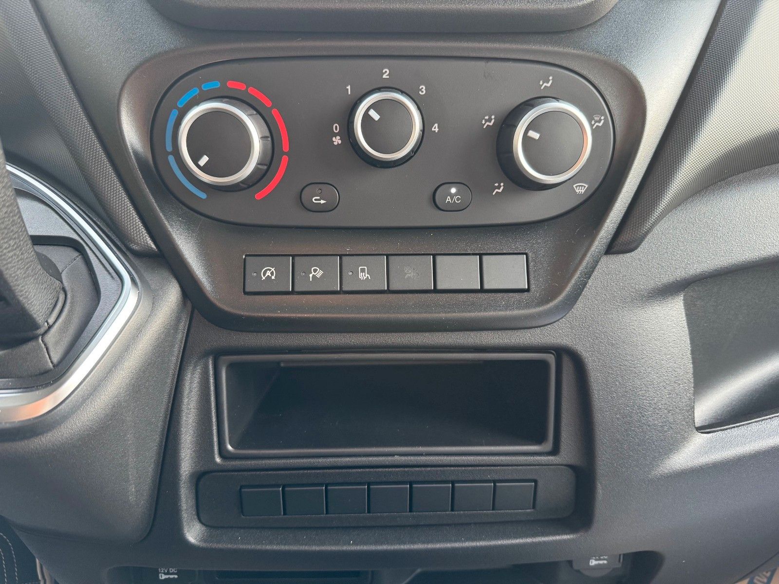 Fahrzeugabbildung Iveco Daily 35S14 HA8 *R4.100mm*Automatik*Kamera*