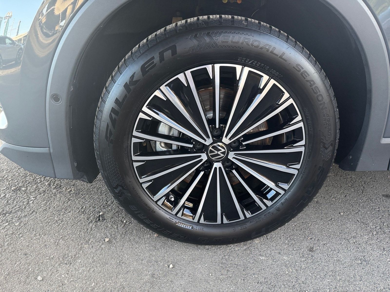 Volkswagen Tiguan - Bild 14