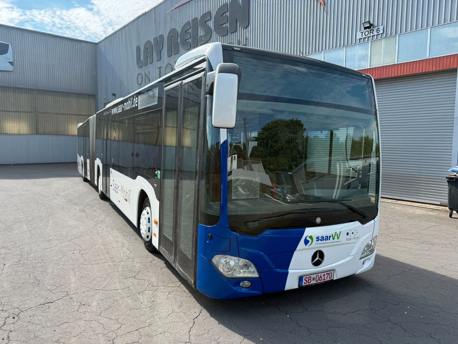 MERCEDES-BENZ  2014 - Image 1 of 31