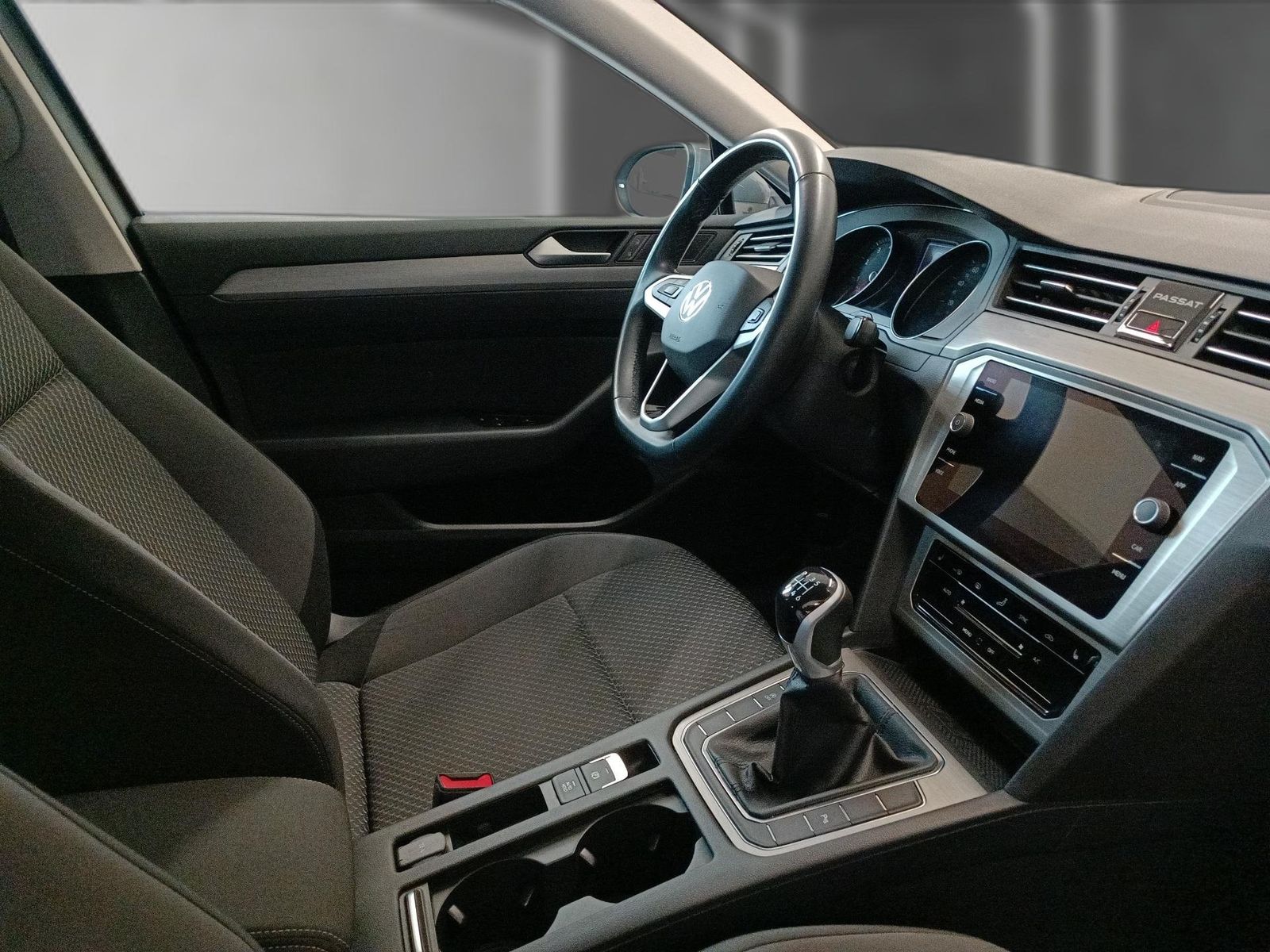 Volkswagen Passat Variant - Bild 14