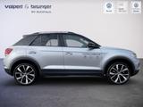 Volkswagen T-Roc Style 1,5 l TSI DSG*AHK*Navi*elektr.Heckkl - Volkswagen Gebrauchtwagen in Frankfurt
