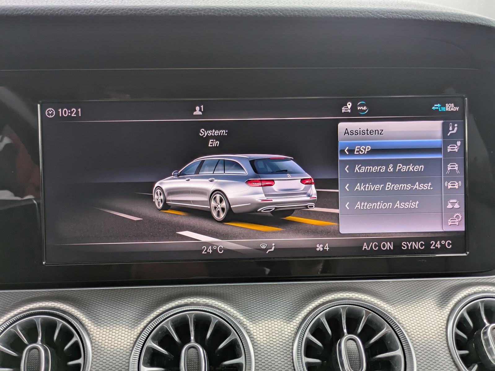 Fahrzeugabbildung Mercedes-Benz E 300 de AMG Night AVANTGARDE AHK*LED*BURMESTER