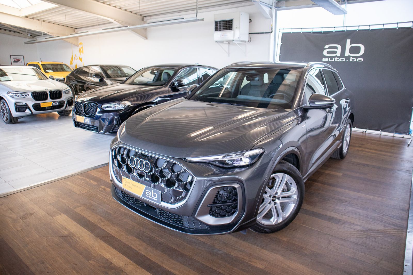 Audi Q5 TFSI QUATTRO, S-TRONIC, ADAPTIVE CRUISE, CAME imagem 2