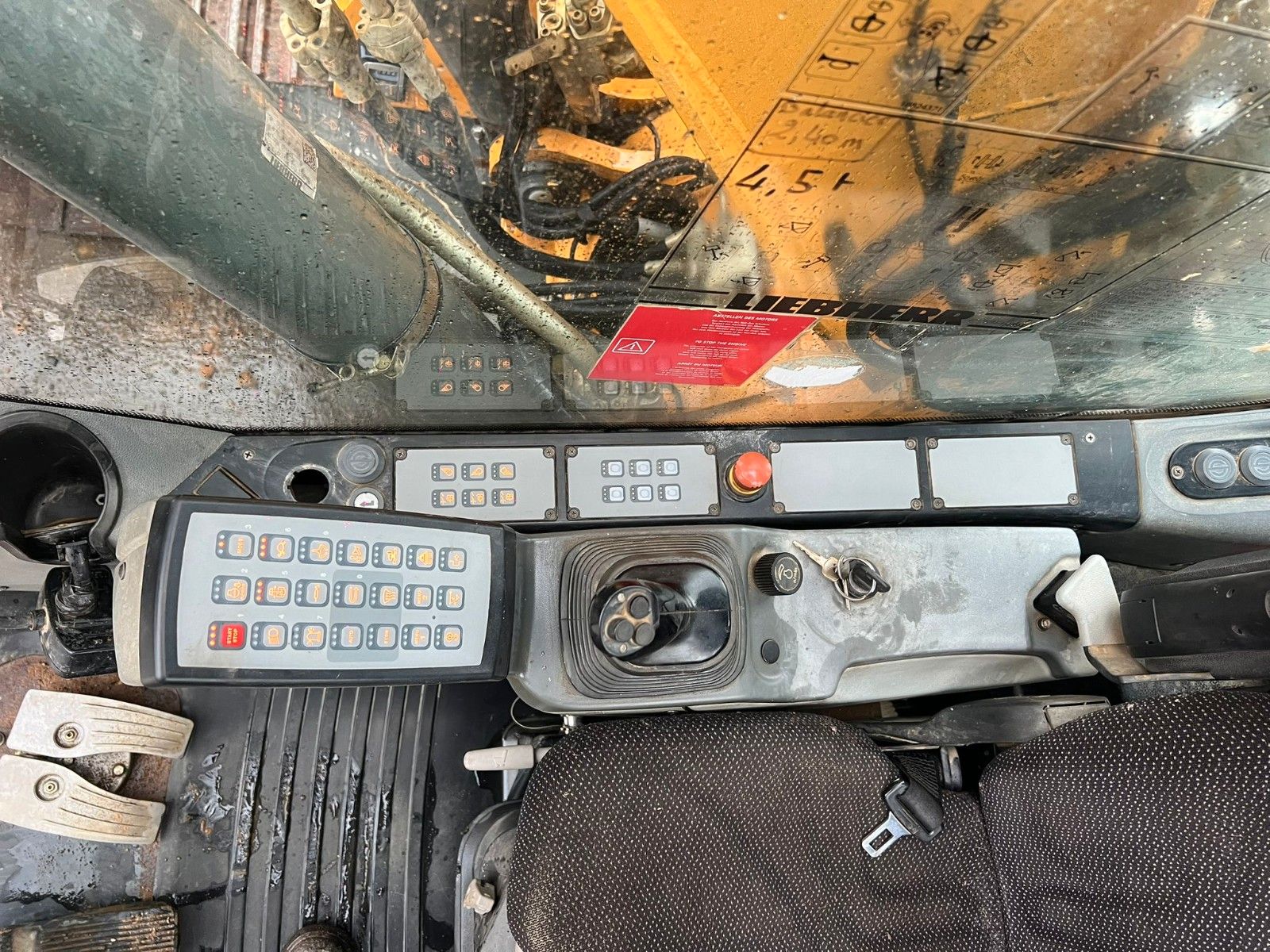 Fahrzeugabbildung Liebherr R 918 LC / ZSA / AC / Hammerleitung/ SW/