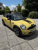 MINI Cooper S CABRIO - Chili Paket - MINI Cooper S Cabrio mit Schiebedach