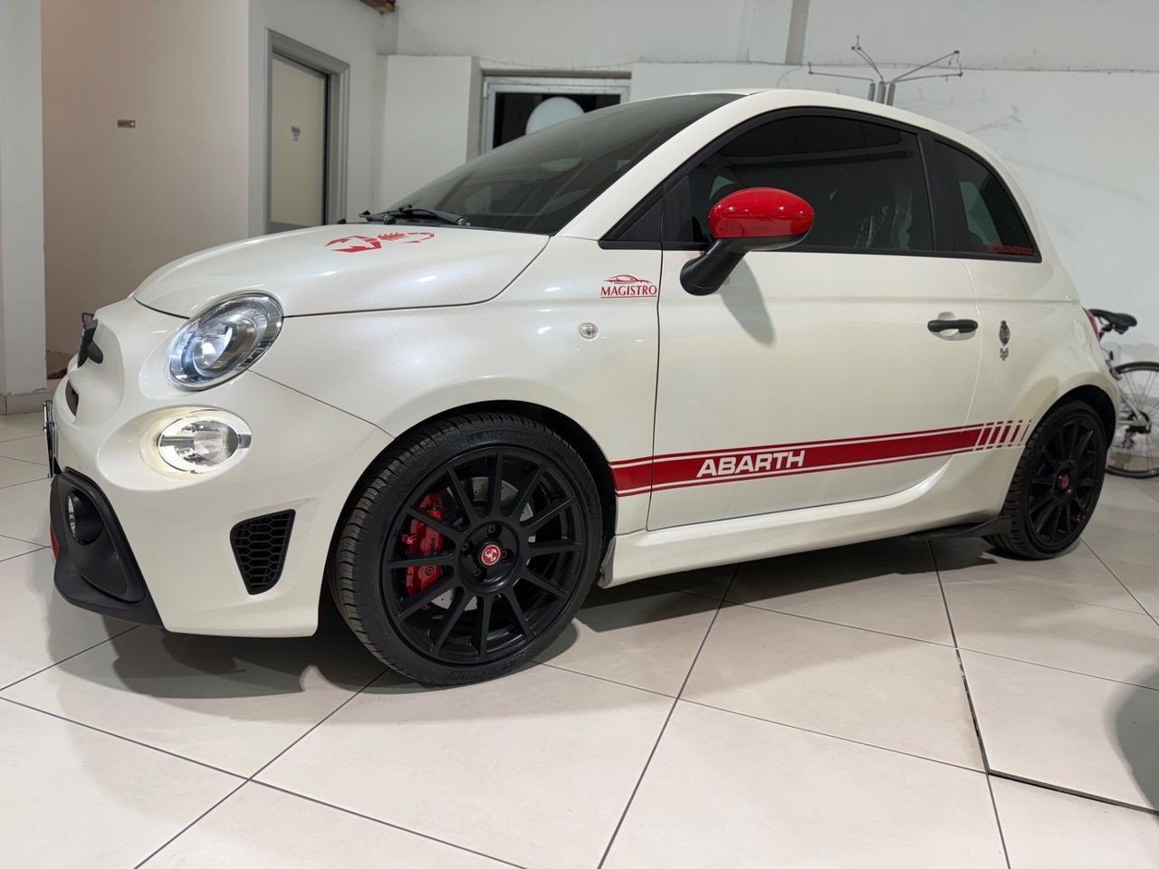 Abarth 595 Competizione 180CV Limited Edition 70 imagem 2