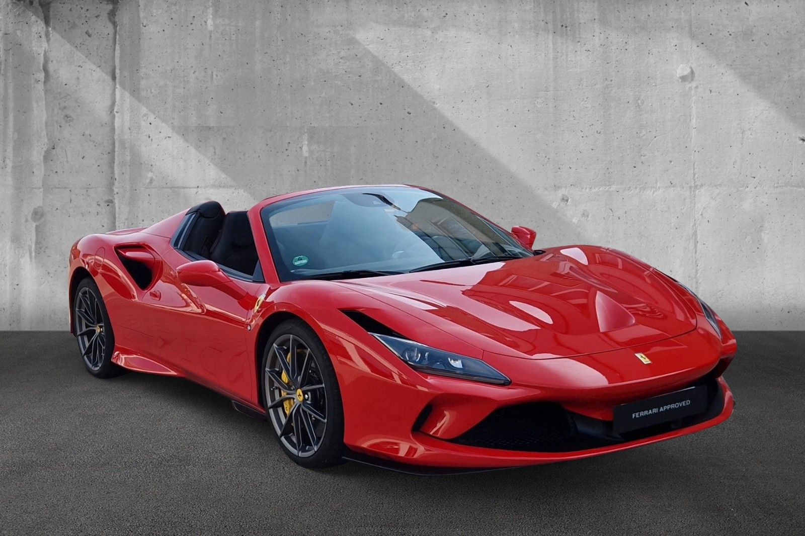 Fahrzeugabbildung Ferrari F8 Spider*1. Hd*dt.Auto*Racing-Sitze*Pista Felge