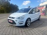 Ford S-Max 2,2 TDCi 129kW DPF Titanium - Ford S-Max aus 2010: Titanium