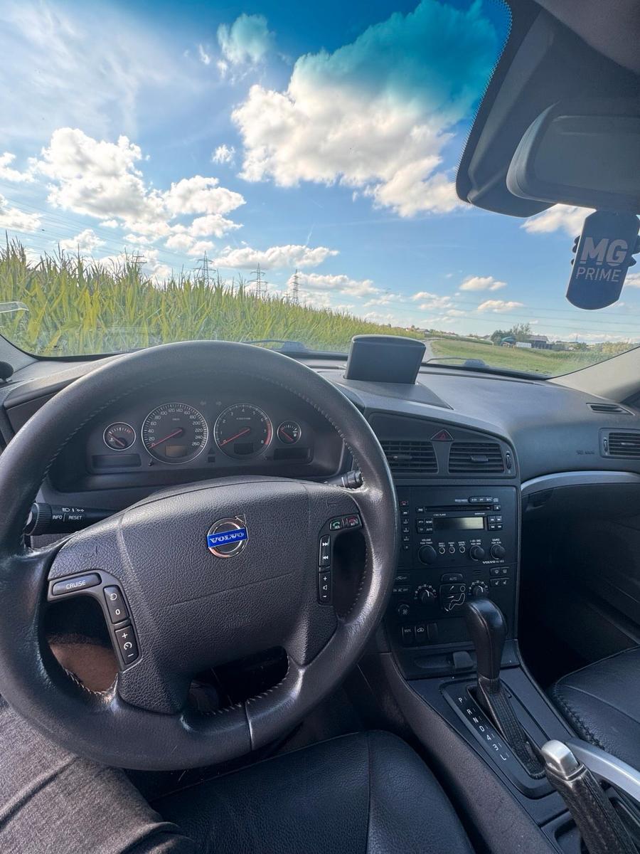 Volvo XC70 2004 — photo 13