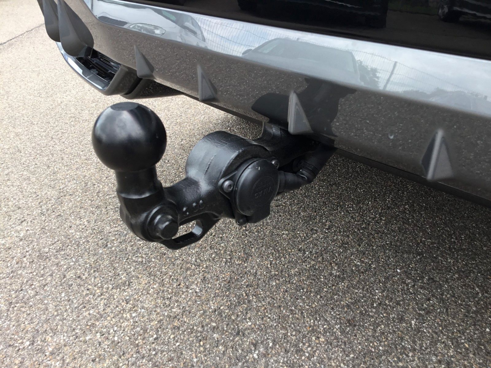 Fahrzeugabbildung CUPRA Terramar 1.5 eTSI DSG+AHK+Pano+360°+Headup+ACC