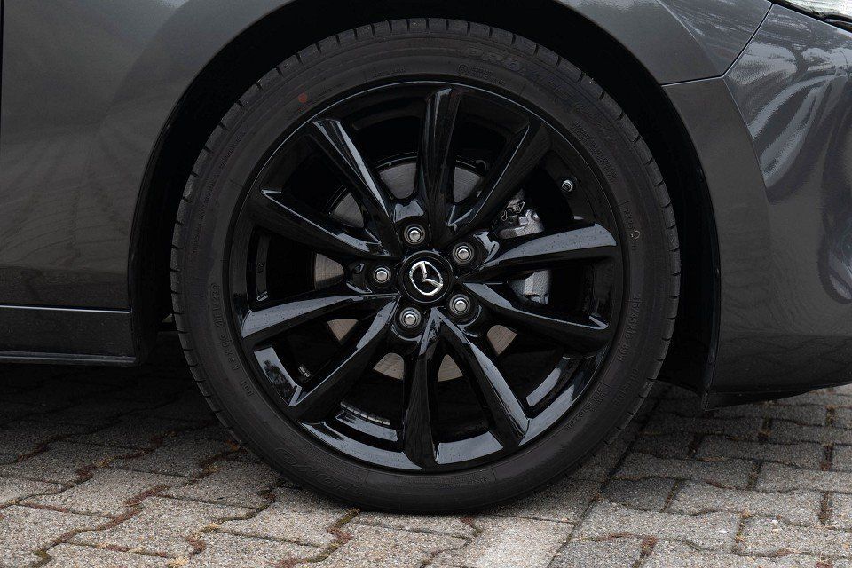 Fahrzeugabbildung Mazda 3 X 2.0i 186PS A/T EXCLUSIVE DASO DESI