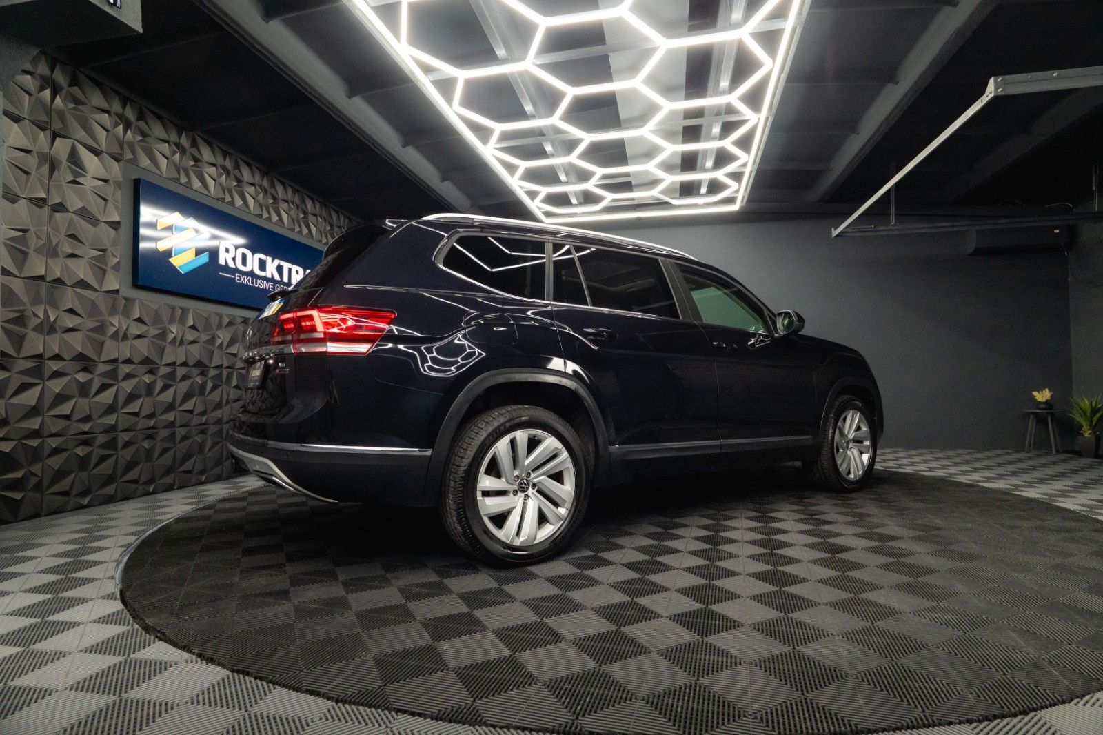 Fahrzeugabbildung Volkswagen ATLAS 3.6 4x4 SEL PREMIUM *7 Sitze*Pano*ACC*LED*