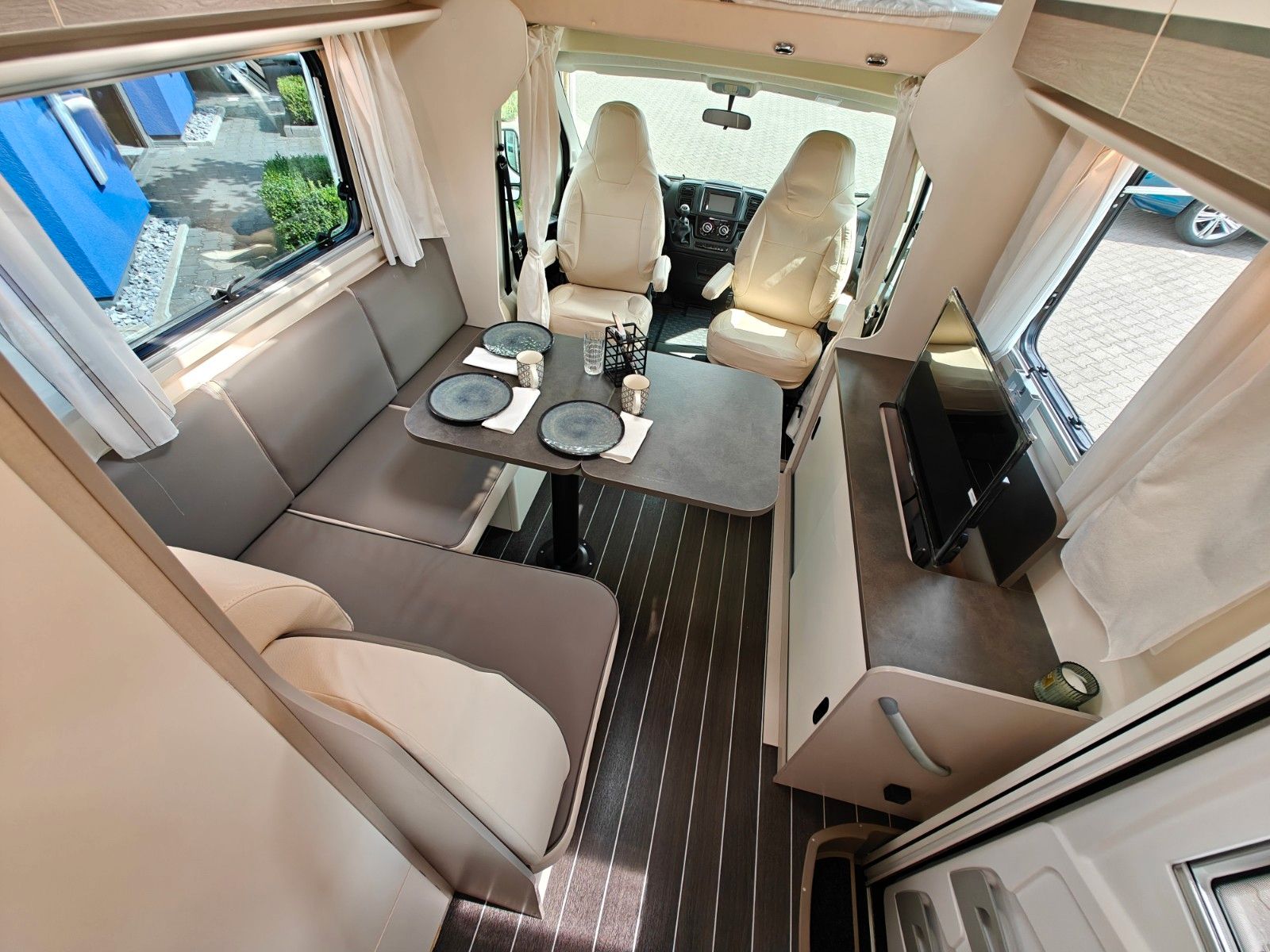 Fahrzeugabbildung XGO Dynamic 39 Lounge  - Modell 2025